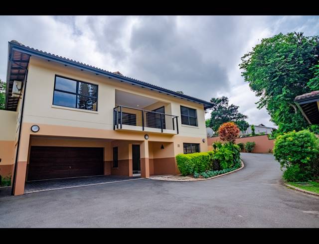 4 BEDROOM SIMPLEX FOR SALE IN DAWNCLIFFE